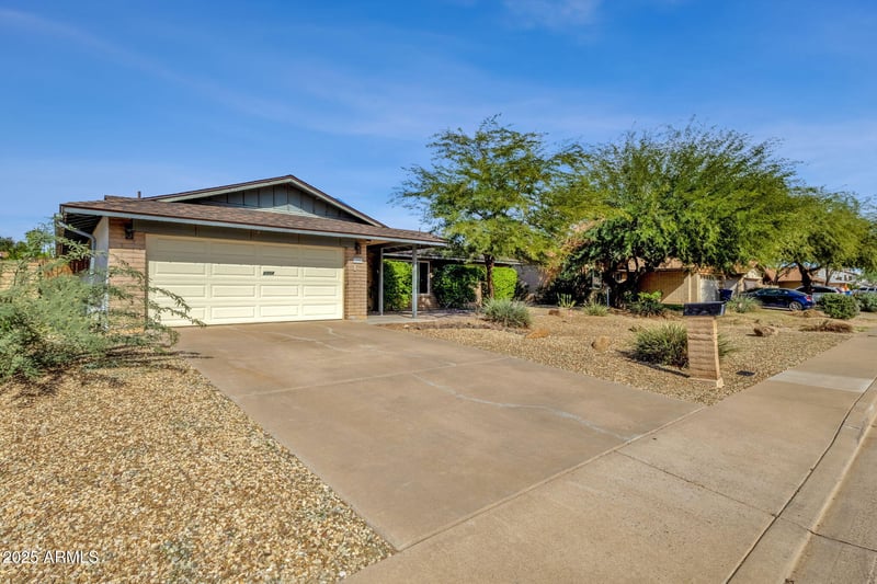 1704 Bell De Mar Dr, Tempe, AZ 85283
