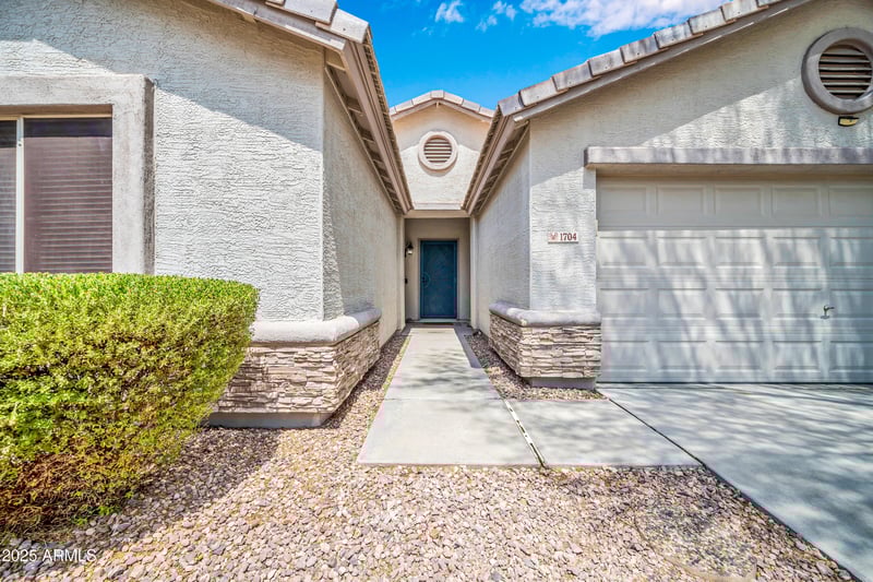 1704 Beverly Rd, Phoenix, AZ 85042