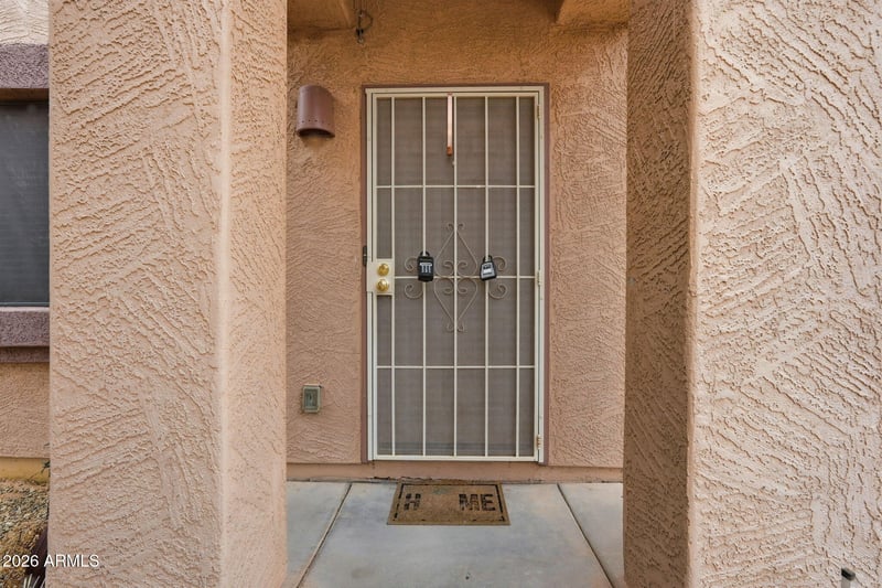 1704 Renegade Trl, San Tan Valley, AZ 85143