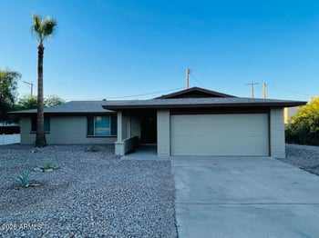 1704 Pickrell Dr, Phoenix, AZ 85042