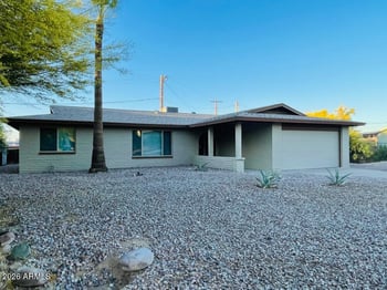 1704 Pickrell Dr, Phoenix, AZ 85042