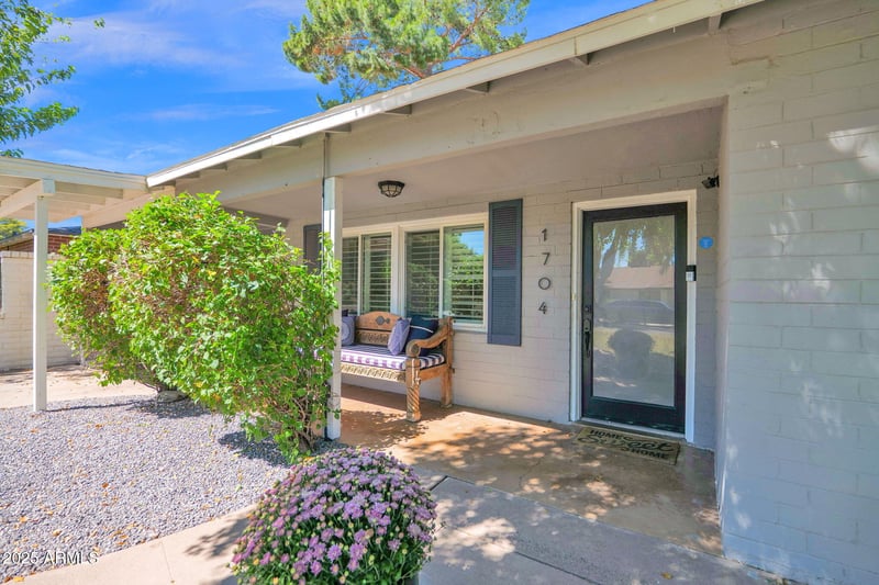 1704 Solano Dr, Phoenix, AZ 85016
