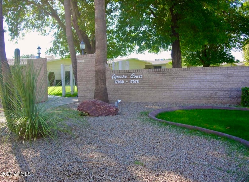 17042 N 105th Ave, Sun City, AZ 85373