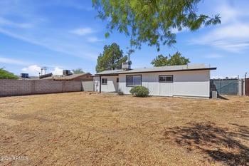 17043 15th Ave, Phoenix, AZ 85023