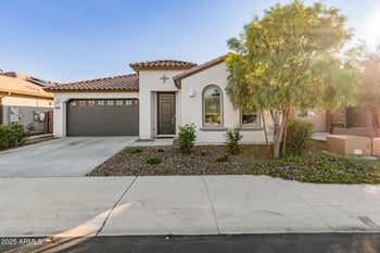 17045 Echo Ln, Waddell, AZ 85355