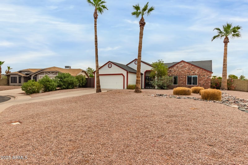 1705 Diego Cir, Mesa, AZ 85205