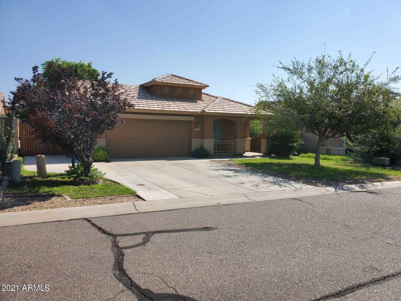 1705 E Monteleone St, San Tan Valley, AZ 85140