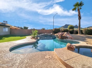 1705 Grandview Rd, Phoenix, AZ 85022