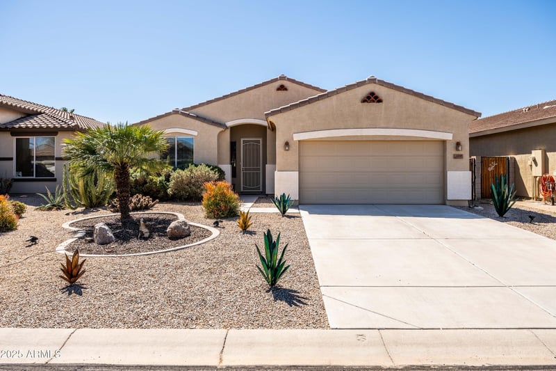 1705 Stephanie Ln, San Tan Valley, AZ 85144