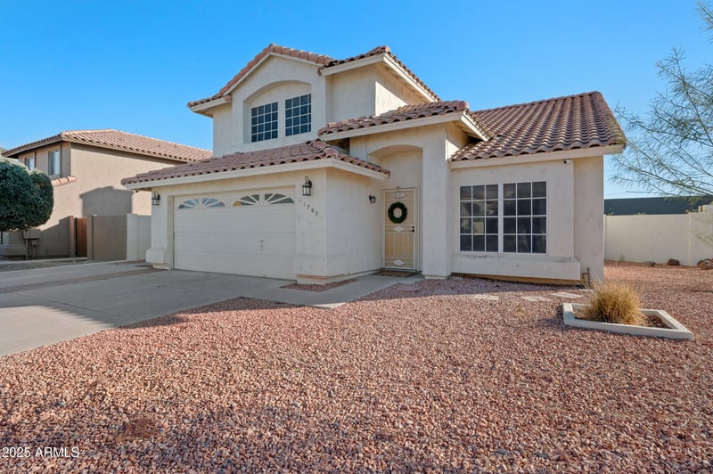 1705 Windsong Dr, Phoenix, AZ 85048
