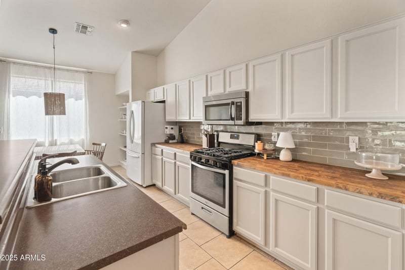 17056 Bristol Ln, Surprise, AZ 85374