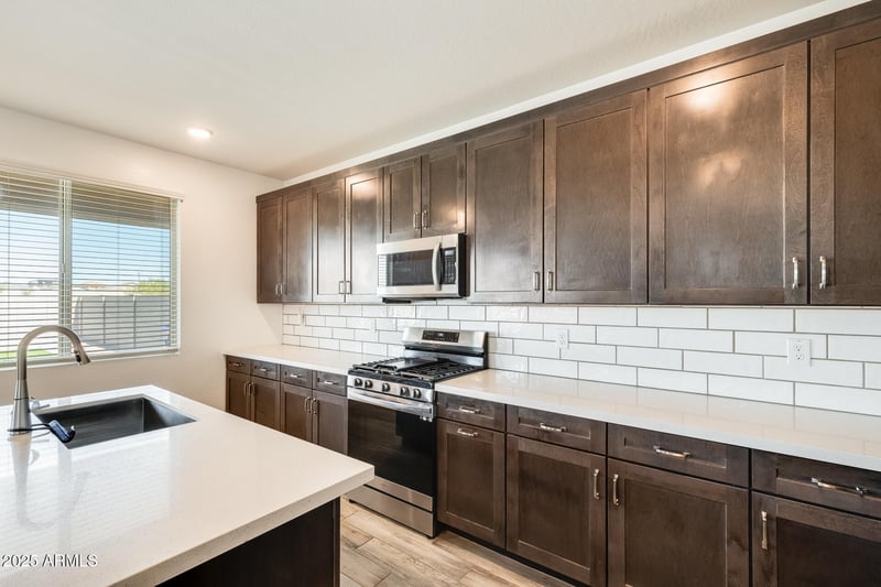 17056 Red Bird Rd, Surprise, AZ 85387