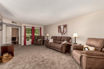 17058 106th Ave, Sun, AZ 85373