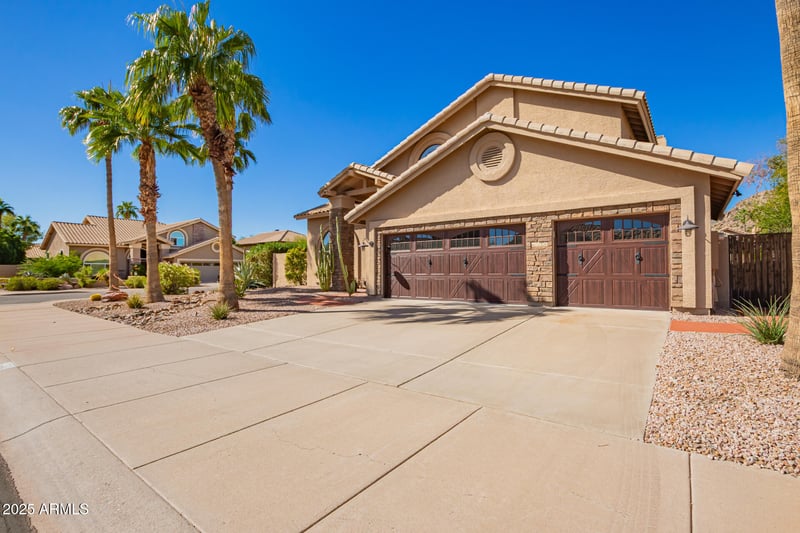 1706 Brookwood Ct, Phoenix, AZ 85048