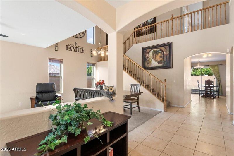 1706 E Harwell Rd, Phoenix, AZ 85042