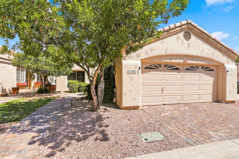17061 N Moccasin Trl, Surprise, AZ 85374