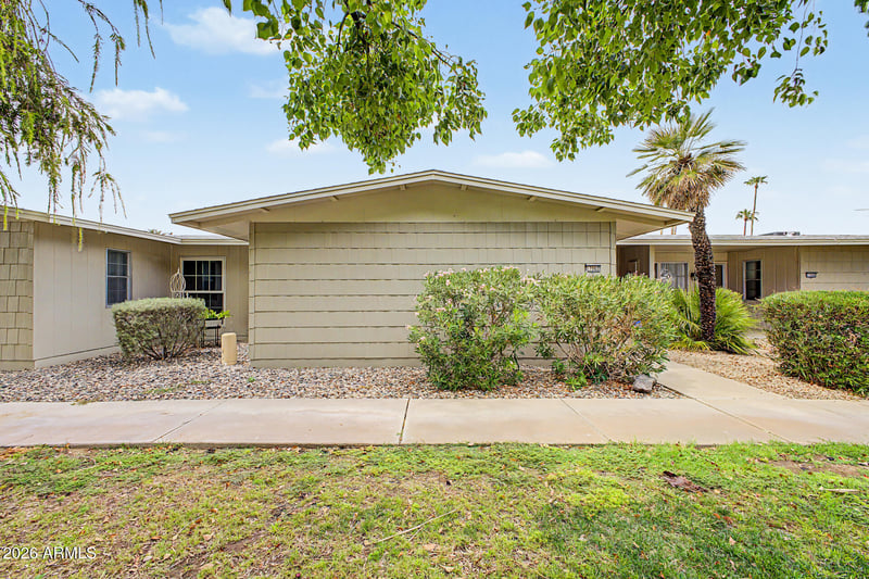 17062 106th Ave, Sun City, AZ 85373
