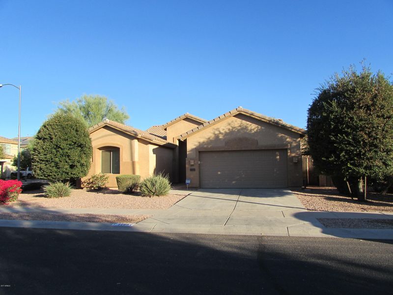 17062 W Bradford Way, Surprise, AZ 85374