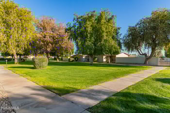 17066 106th Ave, Sun, AZ 85373