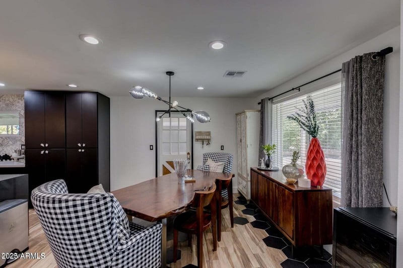 1707 Bridalwreath St, Tempe, AZ 85288