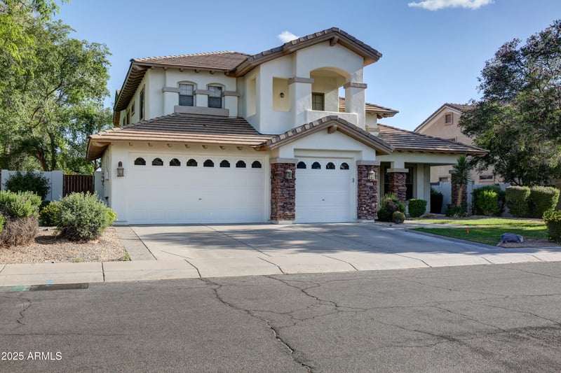 1707 Carob Dr, Chandler, AZ 85286