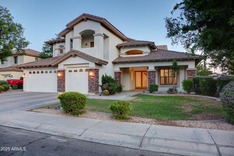 1707 Carob Dr, Chandler, AZ 85286