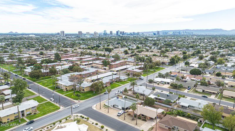 1707 Highland Ave, Phoenix, AZ 85015