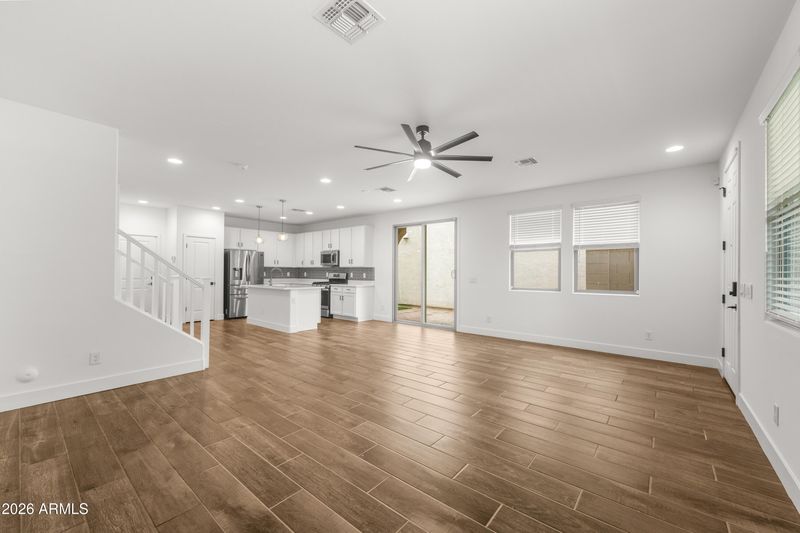 1707 S 83rd Pl, Mesa, AZ 85209