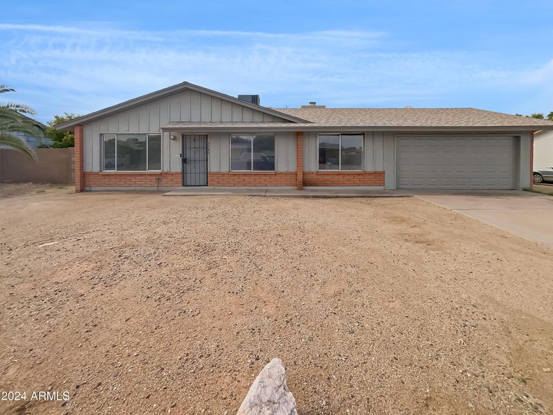 1707 W Villa Rita Dr, Phoenix, AZ 85023