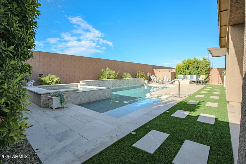 17072 Poinsettia Dr, Surprise, AZ 85388