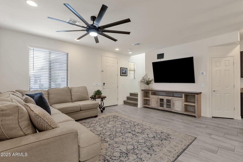 1708 83rd Way, Mesa, AZ 85209