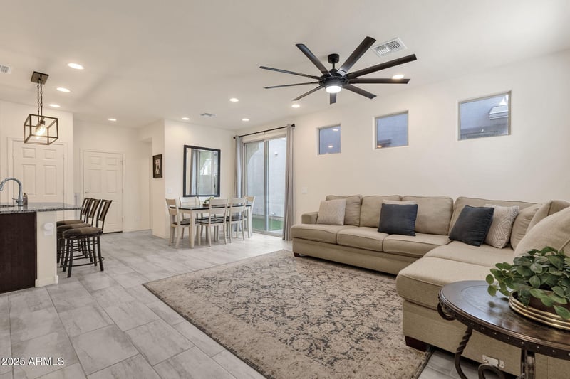 1708 83rd Way, Mesa, AZ 85209