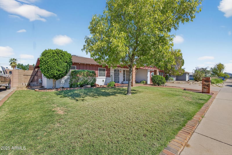 1708 Mission Ln, Phoenix, AZ 85021