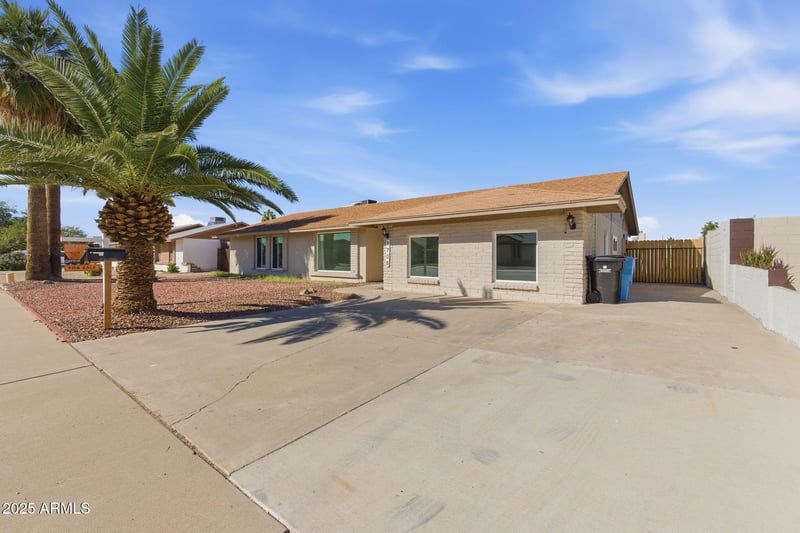 1708 Villa Maria Dr, Phoenix, AZ 85023