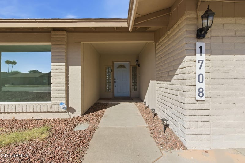 1708 Villa Maria Dr, Phoenix, AZ 85023