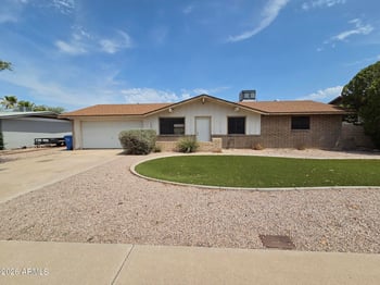 1708 W Michelle Dr, Phoenix, AZ 85023