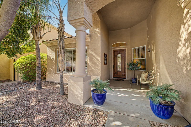 1708 W South Fork Dr, Phoenix, AZ 85045