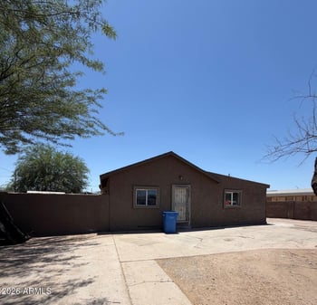 1709 E Encinas Ln, Phoenix, AZ 85040