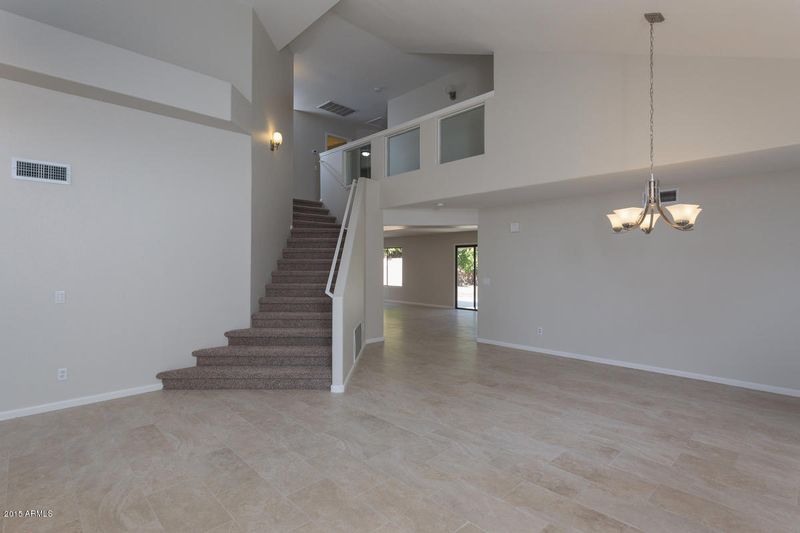 1709 E Montoya Ln, Phoenix, AZ 85024