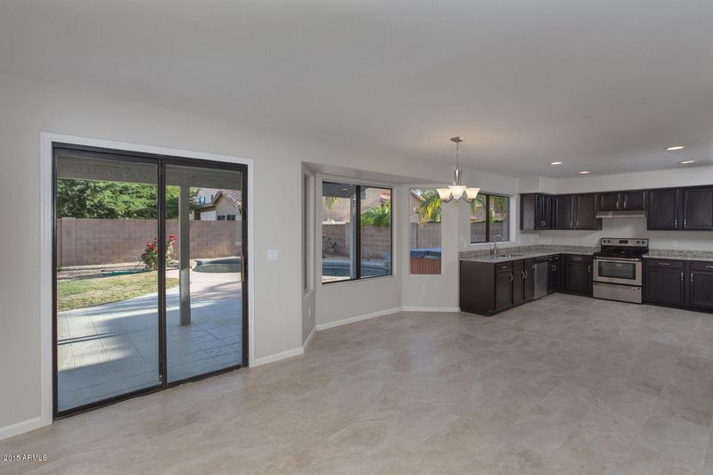1709 E Montoya Ln, Phoenix, AZ 85024
