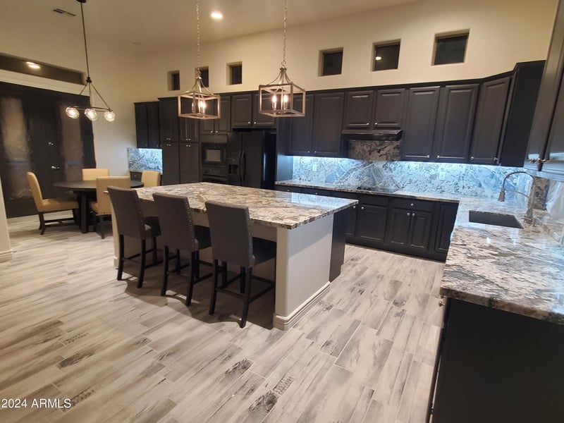 1709 W Moody Trl, Phoenix, AZ 85041