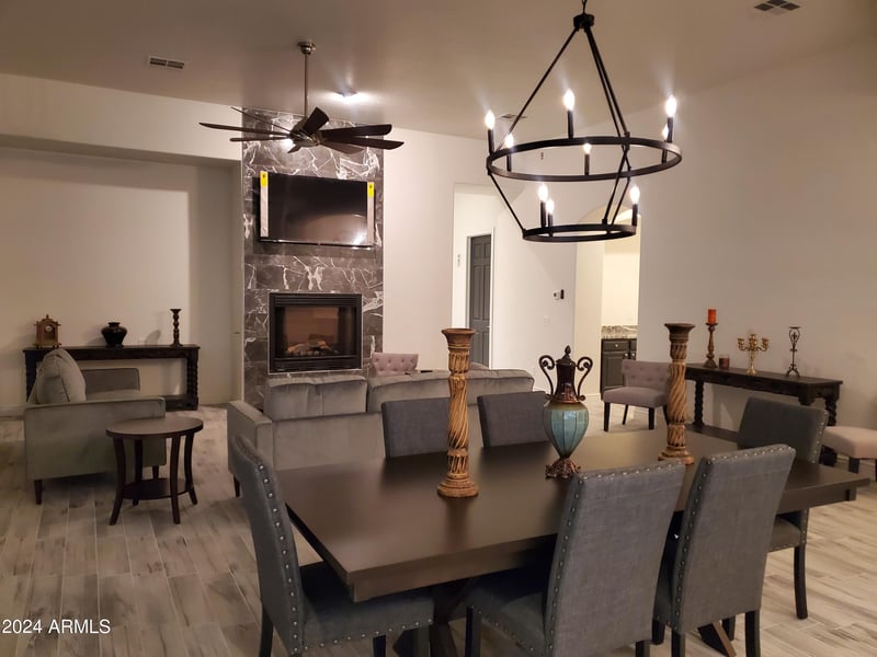 1709 W Moody Trl, Phoenix, AZ 85041