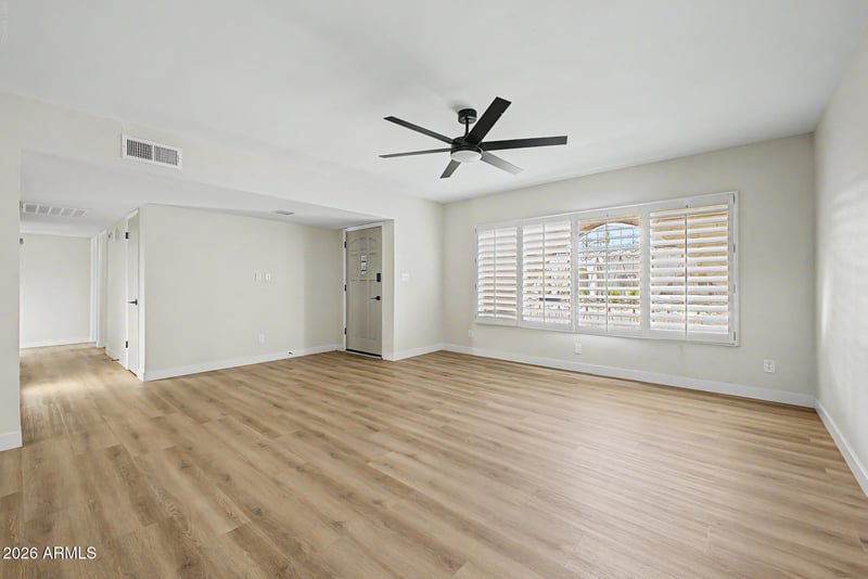 1709 W Stella Ln, Phoenix, AZ 85015