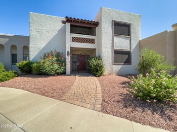 1710 Claremont St, Phoenix, AZ 85015