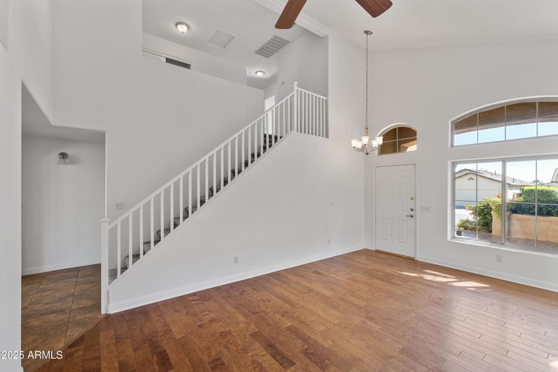 1710 Hiddenview Dr, Phoenix, AZ 85045