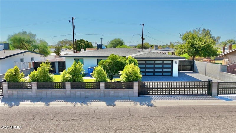 1710 Oraibi Dr, Phoenix, AZ 85027