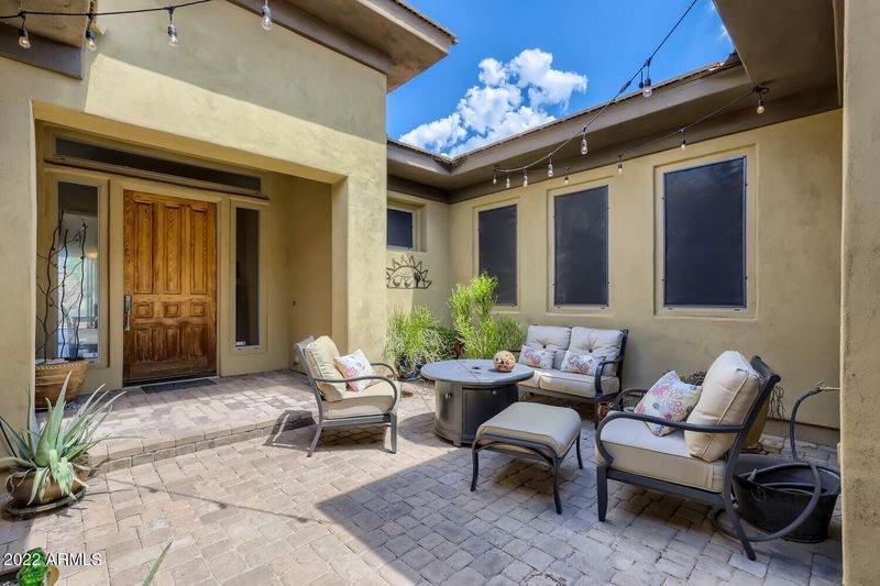 1710 W Brianna Rd, Phoenix, AZ 85085