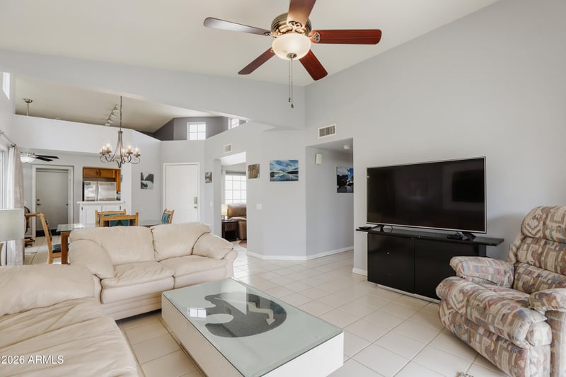17103 N Moccasin Trl, Surprise, AZ 85374