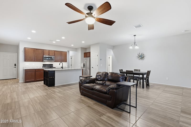 17108 180th Dr, Goodyear, AZ 85338