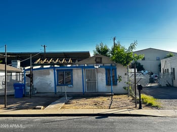 1711 Latham St, Phoenix, AZ 85007